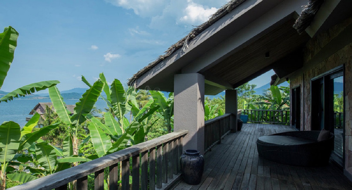 LAGOON VIEW BUNGALOW