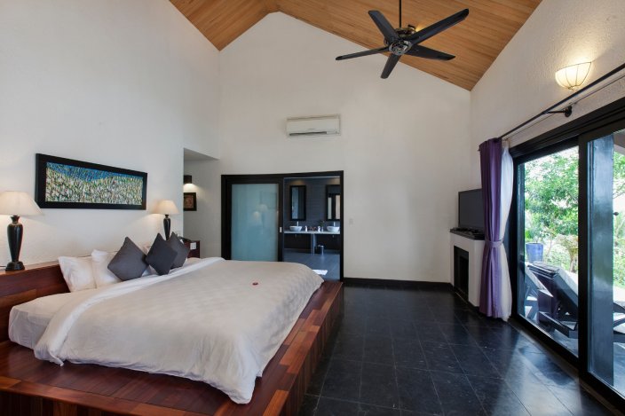 POOL HONEYMOON VILLA