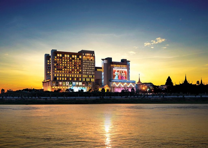 NAGAWORLD HOTEL