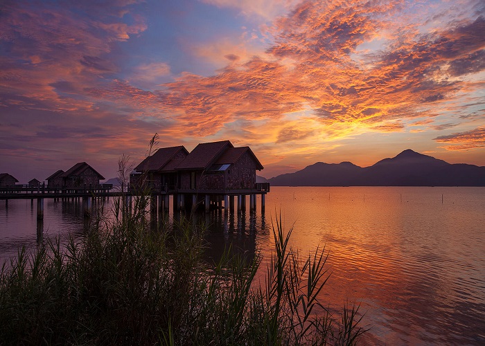 VEDANA LAGOON RESORT AND SPA