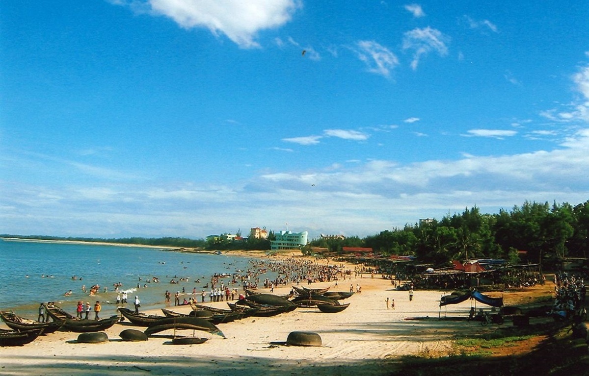 VIETNAM VISA RUN AT LAO BAO LAND BORDER CROSSING FROM DA NANG- HOI AN