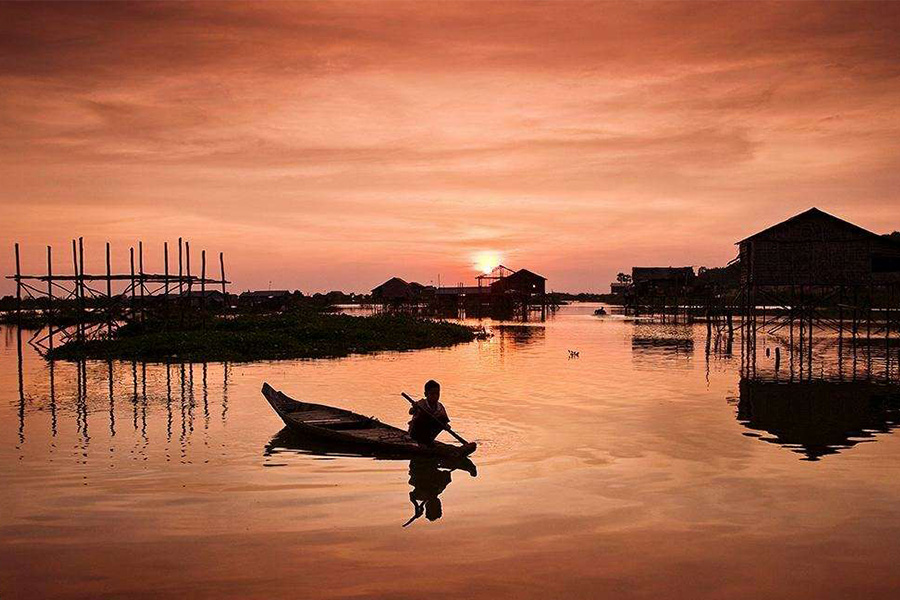 ESSENTIAL CAMBODIA