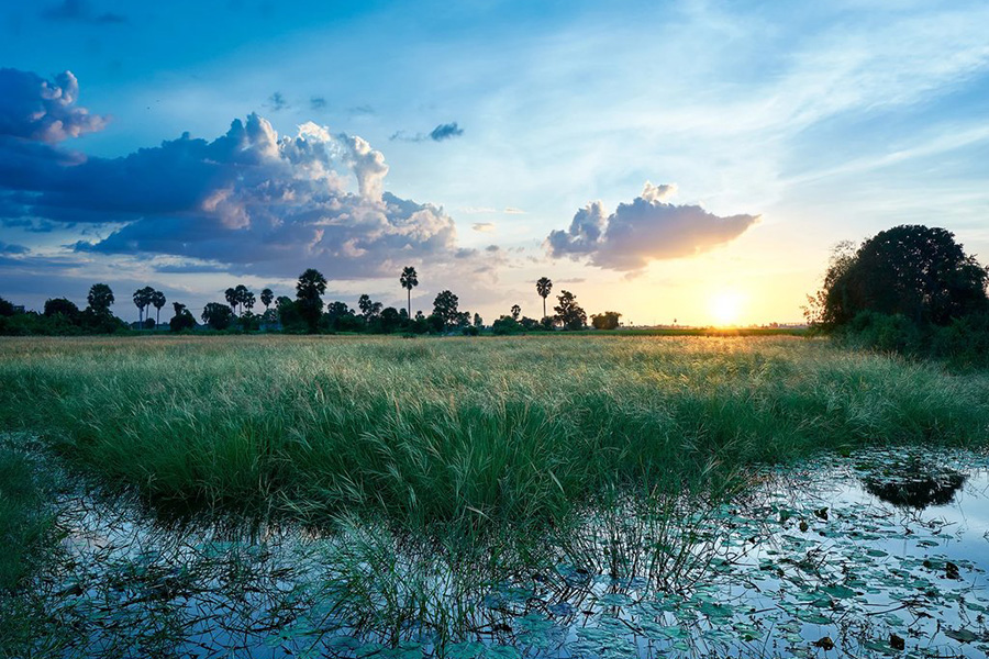 RIVER CRUISE TOWARD ANGKOR TOUR