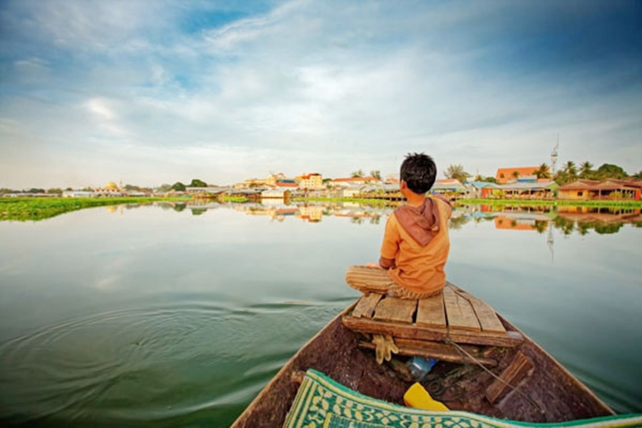 ESSENTIAL CAMBODIA