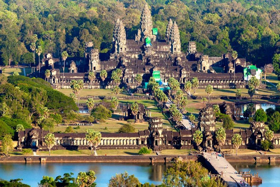 angkor-discovery-tour