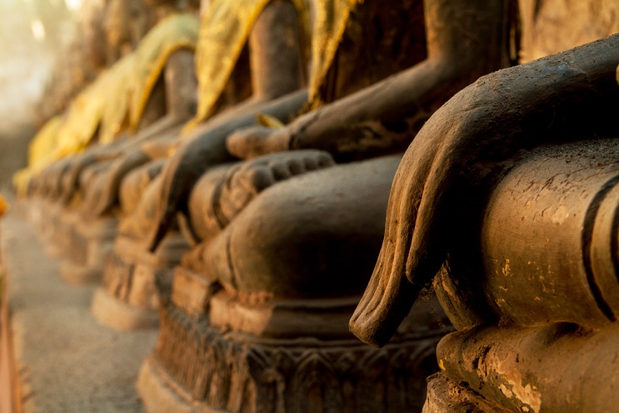 essentials-of-laos