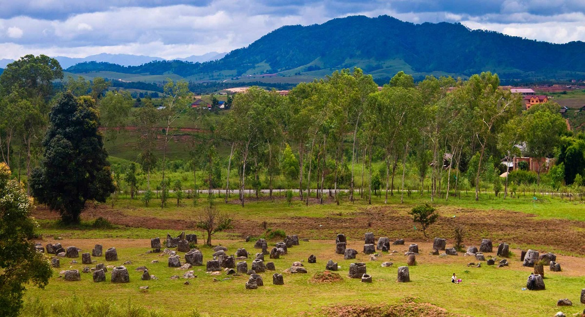 XIENG KHUANG